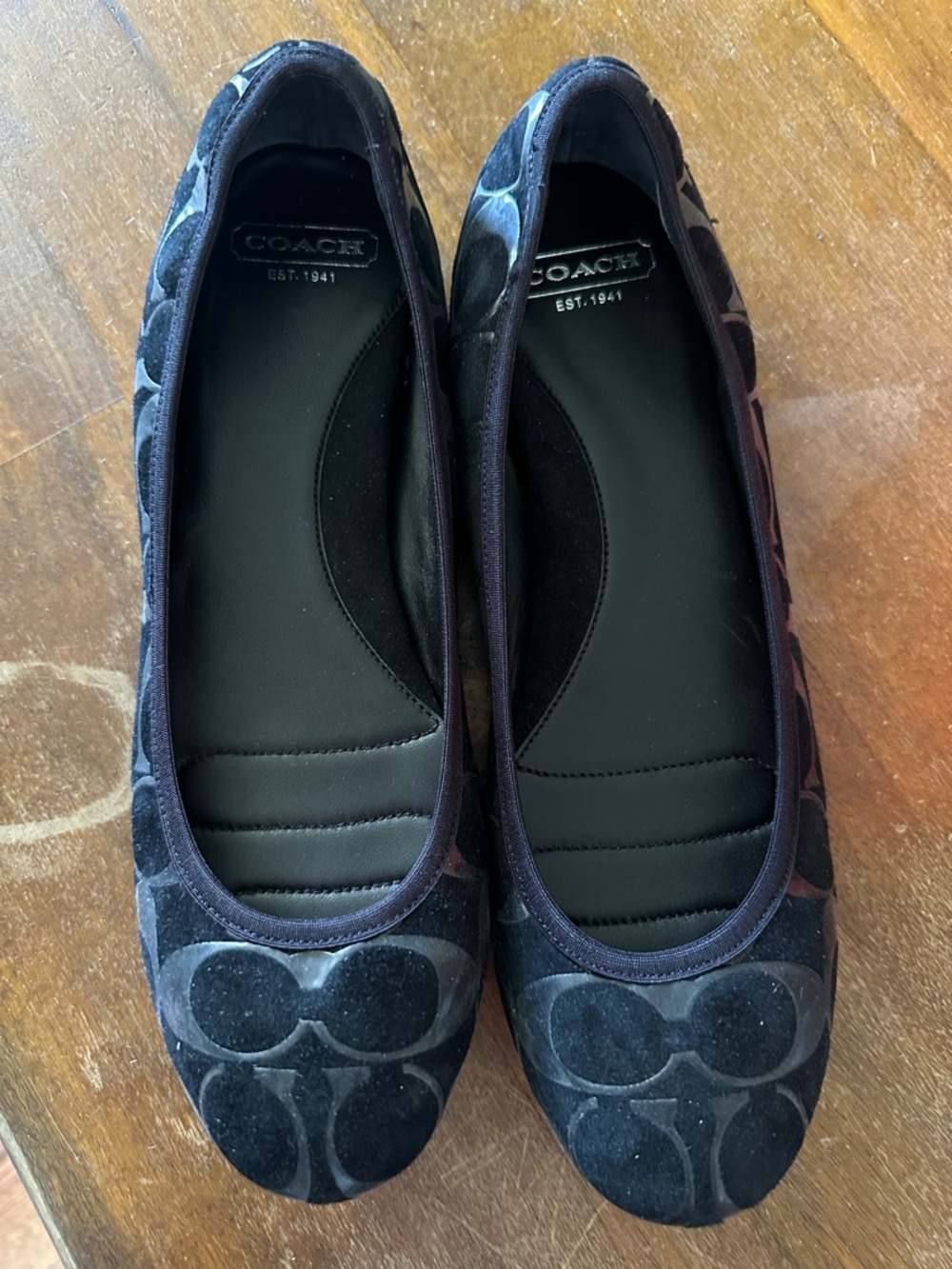 COACH Aria Black Suede Signature‎ Logo Ballet Flats size 8 NEW